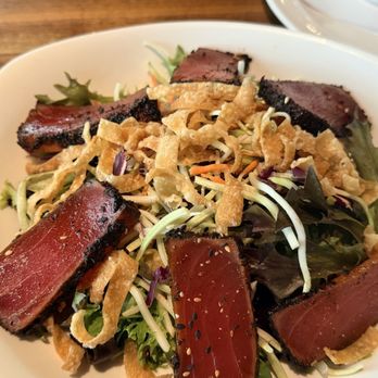 Yard House - Ahi Crunchy Salad small $16.49 - Bars Near Me - Glendale, Arizona