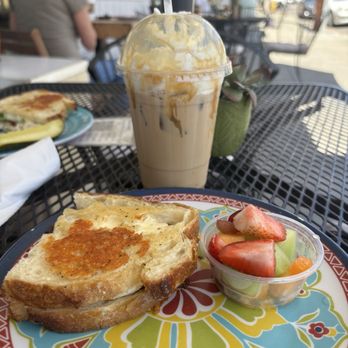 Sunny Side Kitchen - Sandwiches Near Me - Escondido, California