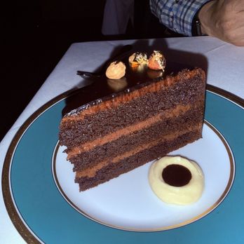 Selby's - Midnight Chocolate Cake - New American Near Me - Redwood City, California Selby's - Midnight Chocolate Cake - New American Near Me - Redwood City, California