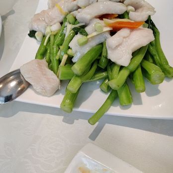 Henry's Cuisine - Fish filet with vegetables - Asian Fusion Near Me - Alhambra, California Henry's Cuisine - Fish filet with vegetables - Asian Fusion Near Me - Alhambra, California