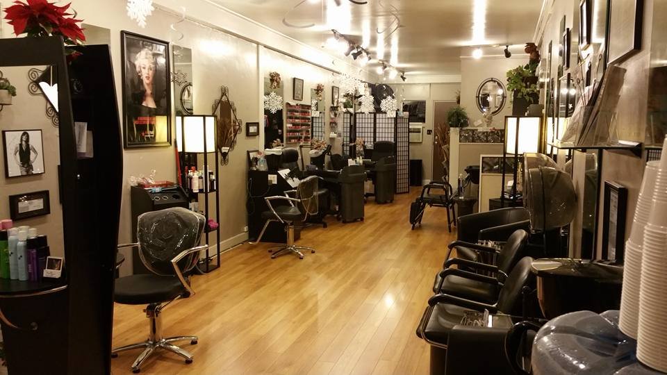 Handzz & Strandzz Hair Studio Logo