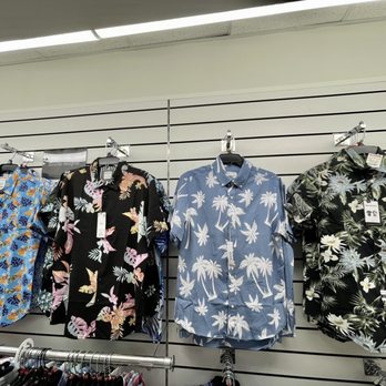 TJ MAXX - Updated January 2026 - 85 Photos & 105 Reviews - 350