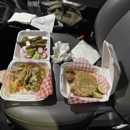 Tacos con todo. Mulita. Tacos con todo. Mulita.