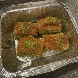 Turkish Doner - Turkish Baklava Pistachios 4 pcs