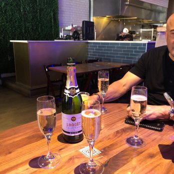 Brooklyn On U - Mimosas!  DIY! - Pizza Near Me - Washington, DC, District of Columbia