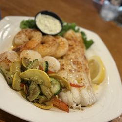 GS Steamers Bar & Grill - $34 broiled seafood delicious