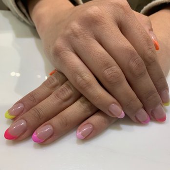 Mac Nail Spa - Gel French manicure - Waxing Near Me - San Francisco, California
