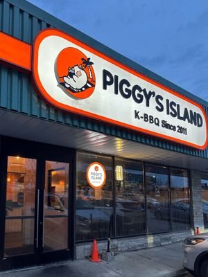 Piggy’s Island by null