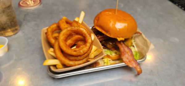 Burger Bench Escondido by null