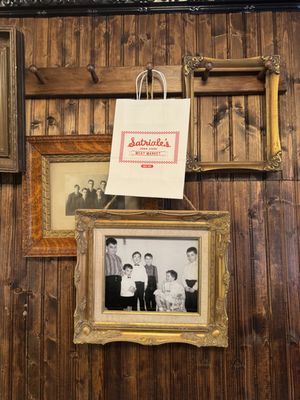 Regina's Grocery - Mulberry by null
