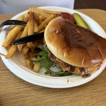 Pier 101 Seafood - Pier cheese burger - Seafood Near Me - Grover Beach, California Pier 101 Seafood - Pier cheese burger - Seafood Near Me - Grover Beach, California