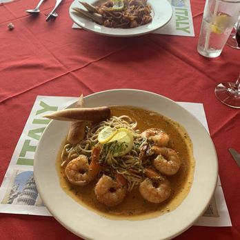 La Sorrentina - Shrimp Scampi & Linguine Shrimp Fra Diavolo - Italian Near Me - San Antonio, Texas