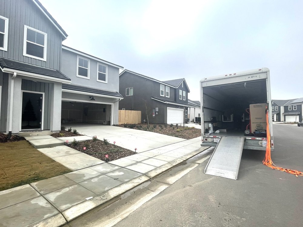 VALLEY MOVERS 45 Photos & 74 Reviews 4468 W San Jose Ave, Fresno, California Movers