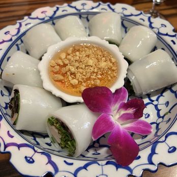 LaoTable - Fresh Spring Rolls - Laotian Near Me - San Francisco, California