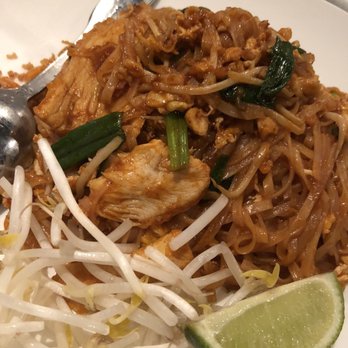 SriThai  Thai Kitchen & Sushi Bar - Duluth - Japanese Near Me - Duluth, Georgia