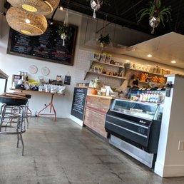 Cute decor & lots of goodies for sale