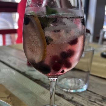 Ai Garzoti - Its a spritzer. A must have! - Seafood Near Me - Venezia, VE Ai Garzoti - Its a spritzer. A must have! - Seafood Near Me - Venezia, VE