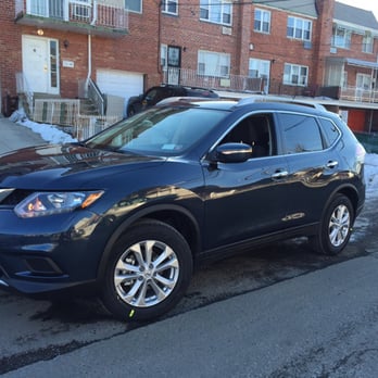 Koeppel Nissan - Beautiful SV Rogue 2015 ! - Auto Repair Near Me - Jackson Heights, New York