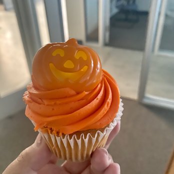 Albertsons - My Halloween cupcake with the pumpkin topper. We were wearing them as rings at work- haha! - Grocery Near Me - San Dimas, California