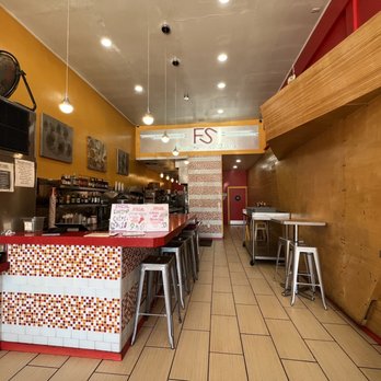 Flipside - Inside - Burgers Near Me - Oakland, California