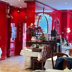 Hung Wan - Nice decor