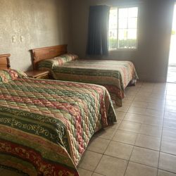 Apple Valley Motel
