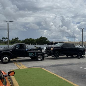 Pandi’s towing & recovery - Awd towing available - Towing Near Me Pandi’s towing & recovery - Awd towing available - Towing Near Me