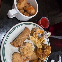 Grand Buffet - Egg roll,fried shrimp, sushi,boneless chicken, sweet & sour sauce and crab ragoon