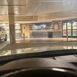 Harris Teeter - -0/10 Online pickup...literally have to sit and wait every time, or get out and bang on the door, or hunt someone down inside the store.