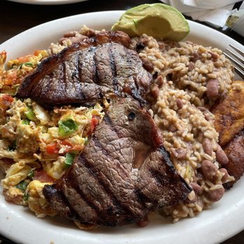 Jerri's Luncheonette - Calentado - American Near Me - West Haven, Connecticut