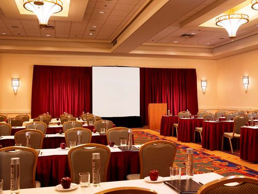 DoubleTree by Hilton Hotel South Bend by null