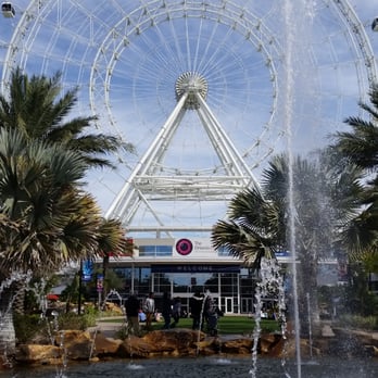 International Drive - Orlando Eye - Amusement Parks Near Me - Orlando, Florida