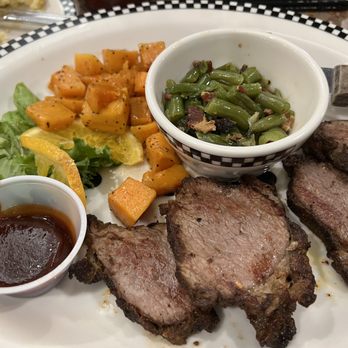 Black Bear Diner Yucca Valley - Santa Maria Tri-Tip with green beans and seasonal vegetable. The seasonal vegetable is butternut squash. - Diners Near Me - Yucca Valley, California Black Bear Diner Yucca Valley - Santa Maria Tri-Tip with green beans and seasonal vegetable. The seasonal vegetable is butternut squash. - Diners Near Me - Yucca Valley, California