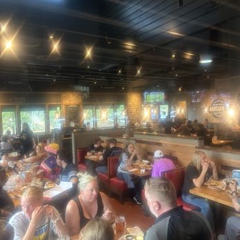 Chili's - Inside - Tex-Mex Near Me - Linthicum Heights, Maryland Chili's - Inside - Tex-Mex Near Me - Linthicum Heights, Maryland