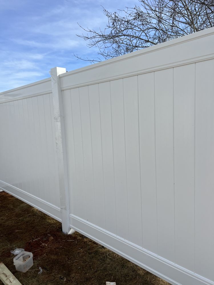 Slide of Vista Fence & Roofing