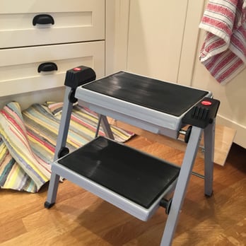 Phinney Ridge Cabinet Company - Toe kick pull out step stool - Cabinetry Near Me - Seattle, Washington Phinney Ridge Cabinet Company - Toe kick pull out step stool - Cabinetry Near Me - Seattle, Washington
