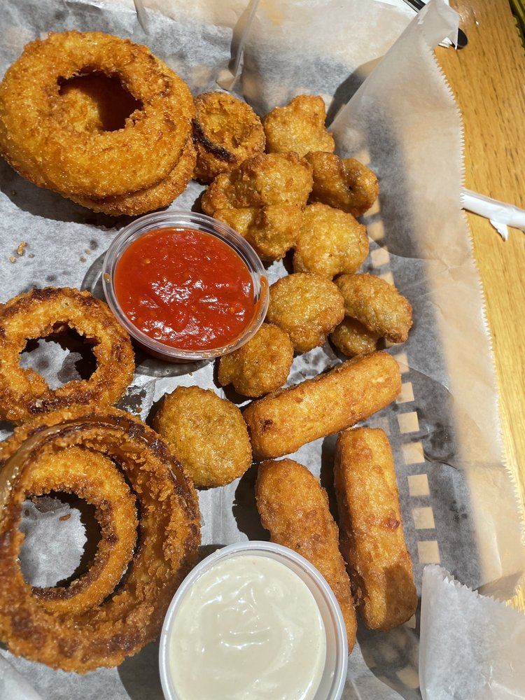 Food from Eben's Hearth