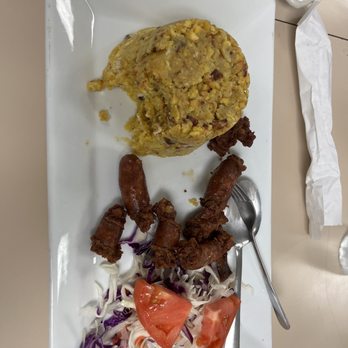 Sabor a Merengue - Mofongo con Longaniza- Mofongo with Dominican Sausage - Diners Near Me - Tampa, Florida Sabor a Merengue - Mofongo con Longaniza- Mofongo with Dominican Sausage - Diners Near Me - Tampa, Florida