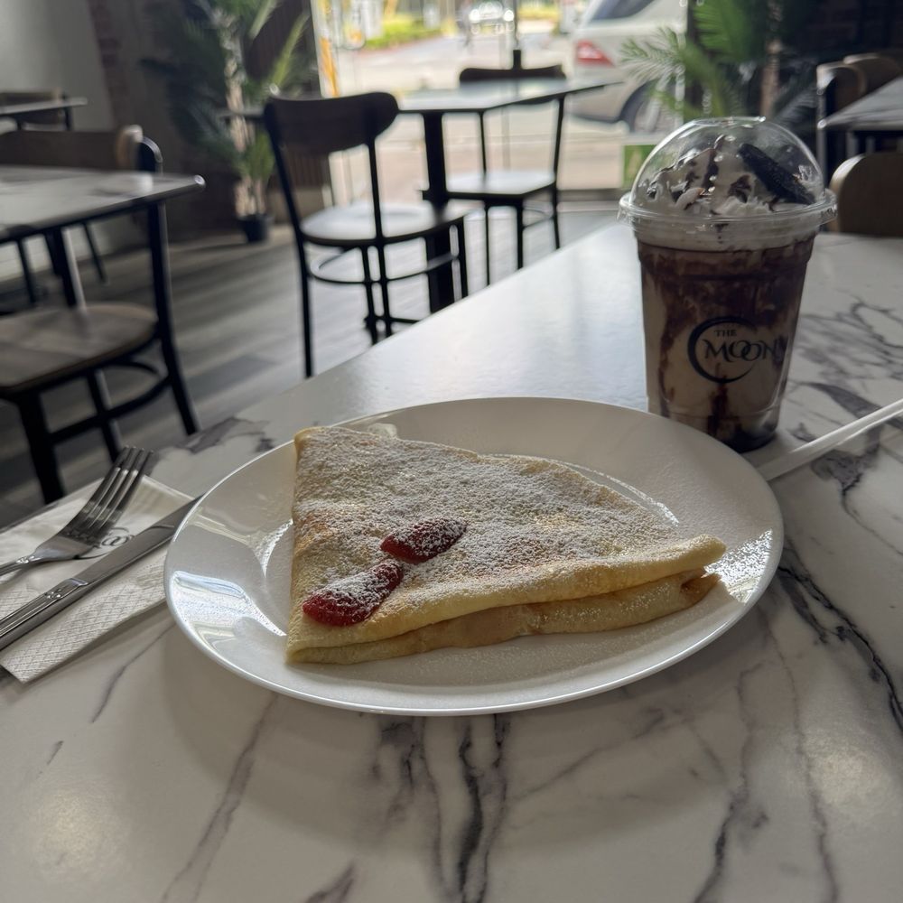The Moon - Oreo latte, butter crepe - Coffee & Tea Near Me - North Hollywood, California The Moon - Oreo latte, butter crepe - Coffee & Tea Near Me - North Hollywood, California