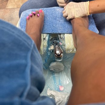 360 Nails & Spa - Getting a gel pedicure! - Nail Salons Near Me - Middletown, New York