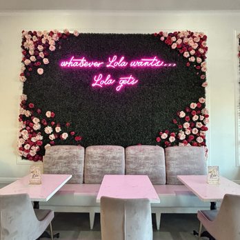 Cafe Lola - Gorgeous photo ops - Cafes Near Me - Las Vegas, Nevada
