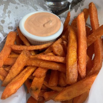 D4 Irish Pub & Cafe - Sweet potato fries - Irish Pub Near Me - Chicago, Illinois