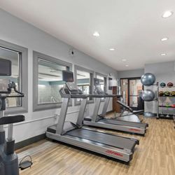 Hampton Inn & Suites Greeley - Health club  fitness center  gym