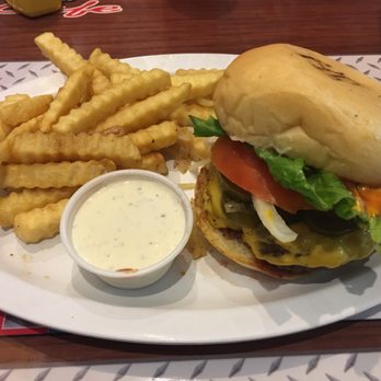 Hotrodders Cafe - Yum!! - American Near Me - Chesapeake, Virginia