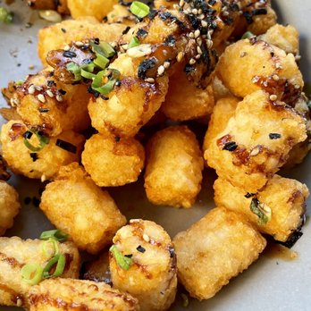 SWIM Restaurant and Bar - Lava tots - Lounges Near Me - Honolulu, Hawaii SWIM Restaurant and Bar - Lava tots - Lounges Near Me - Honolulu, Hawaii