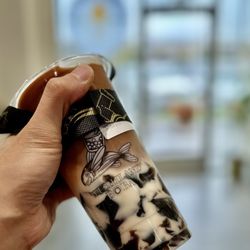 Wushiland Boba Katy - Oooooooolong tea latte with grass jelly. The grass jelly is so good! Oat milk is not extra. I love this place! Must have more!