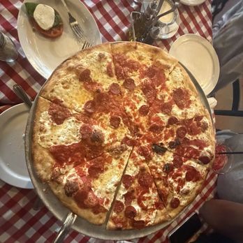 Grimaldi's Pizzeria - Pizza Near Me - Las Vegas, Nevada Grimaldi's Pizzeria - Pizza Near Me - Las Vegas, Nevada