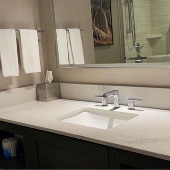 Hilton Toronto - Bathroom in king sized bedroom | IG: @nomwithelaine - Hotels Near Me - Toronto, Ontario