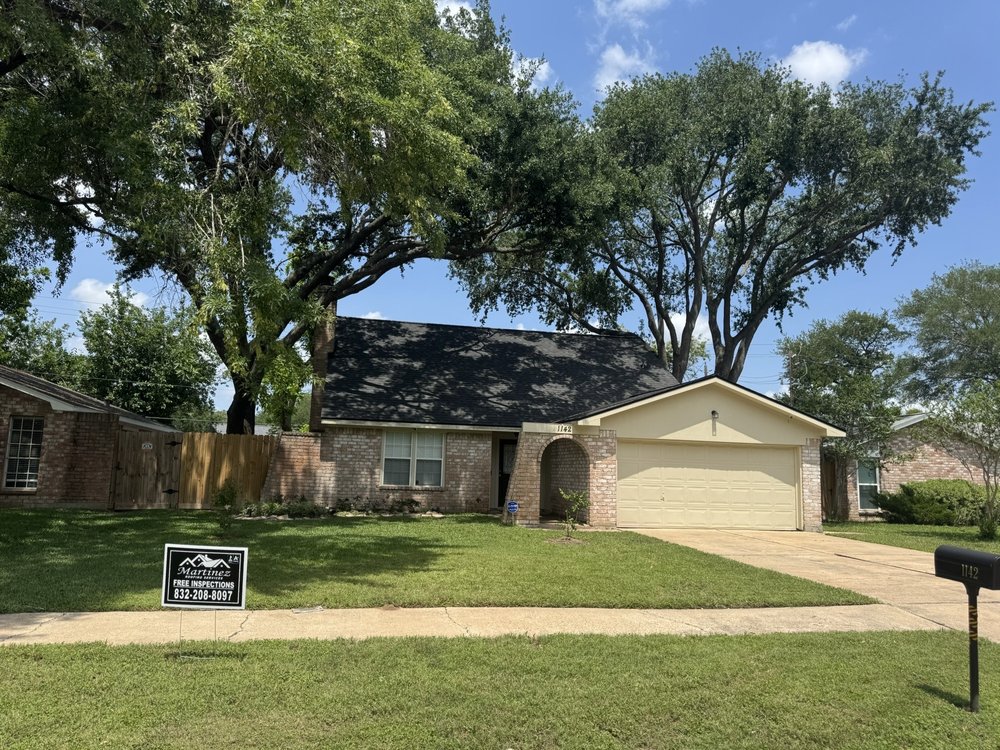 Slide of Martinez Roofing Services