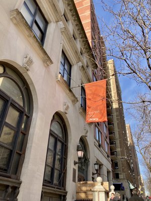 96th Street Library by null